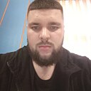 Артур, 25 лет