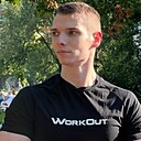Денис, 33 года