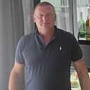 Максим, 51 год