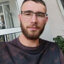 Леонид, 33 года