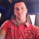 Максим, 33 года