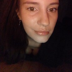 Фотография девушки Алёна, 23 года из г. Олонец