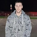 Лев, 32 года