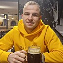 Міша, 31 год