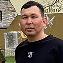 Mr, 32 года