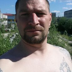 Фотография мужчины Саша, 46 лет из г. Надым