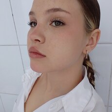 Фотография девушки Саша, 20 лет из г. Красноярск