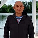 Валерий, 61 год